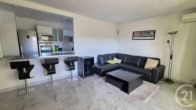 Appartement T3 &agrave; louer - 3 pi&egrave;ces - 66,67 m2 - Vallauris - 06 - PROVENCE-ALPES-COTE-D-AZUR