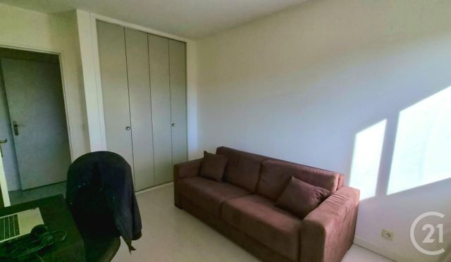 Appartement T3 &agrave; louer - 3 pi&egrave;ces - 66,67 m2 - Vallauris - 06 - PROVENCE-ALPES-COTE-D-AZUR