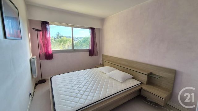 Appartement T3 &agrave; louer - 3 pi&egrave;ces - 66,67 m2 - Vallauris - 06 - PROVENCE-ALPES-COTE-D-AZUR