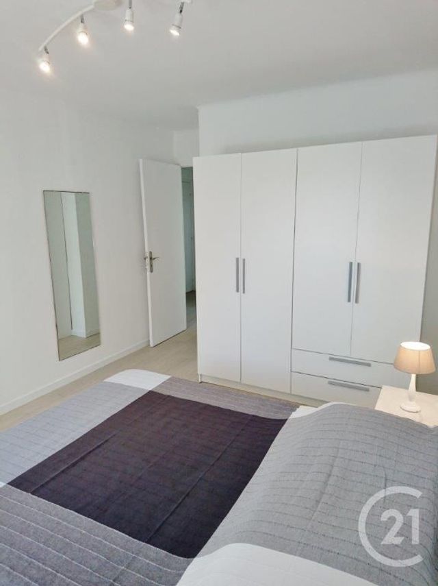 Appartement T3 &agrave; louer - 3 pi&egrave;ces - 59,50 m2 - Antibes - 06 - PROVENCE-ALPES-COTE-D-AZUR