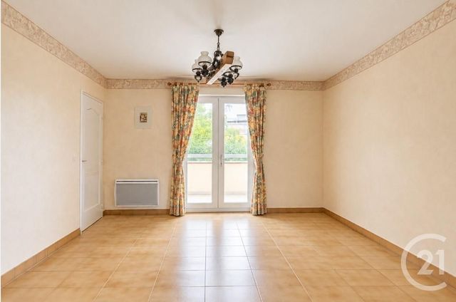 Appartement F4 &agrave; vendre - 4 pi&egrave;ces - 74,11 m2 - Rambouillet - 78 - ILE-DE-FRANCE