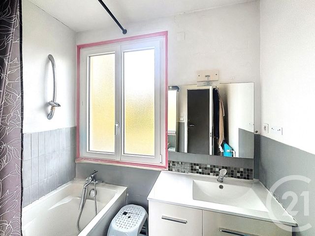 Maison à vendre - 5 pièces - 123 m2 - Rambouillet - 78 - ILE-DE-FRANCE