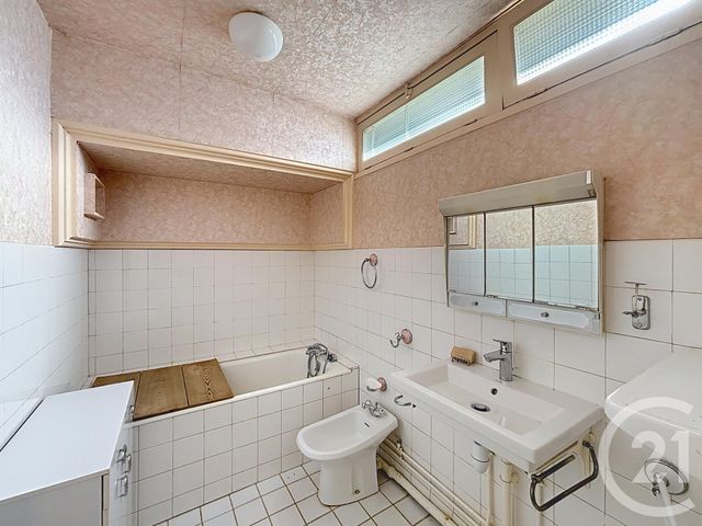 Maison &agrave; vendre - 7 pi&egrave;ces - 205 m2 - Rambouillet - 78 - ILE-DE-FRANCE