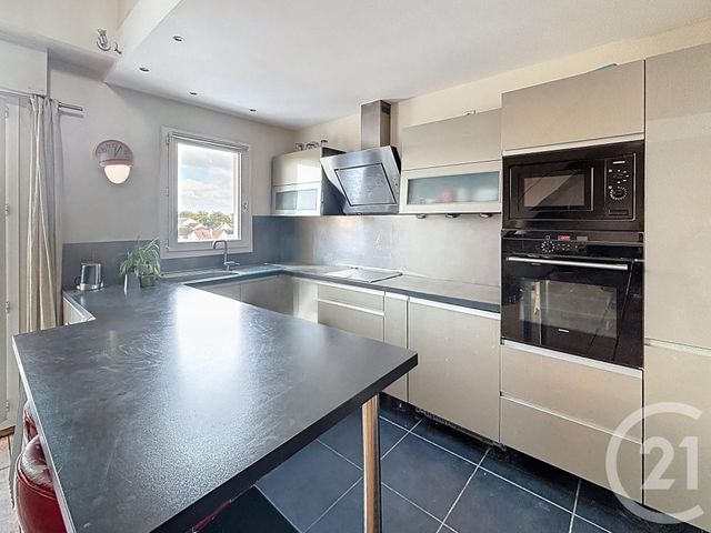 Appartement F5 à vendre - 5 pièces - 99,70 m2 - Rambouillet - 78 - ILE-DE-FRANCE