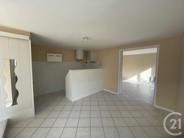 Maison à louer - 3 pièces - 58,31 m2 - Les Essarts Le Roi - 78 - ILE-DE-FRANCE