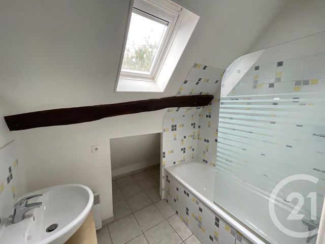 Appartement F3 à louer - 2 pièces - 34,10 m2 - Auneau - 28 - CENTRE