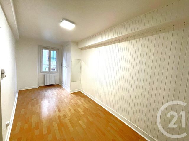 Appartement F1 &agrave; louer - 3 pi&egrave;ces - 41,94 m2 - Epernon - 28 - CENTRE