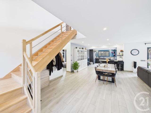 Maison &agrave; vendre - 7 pi&egrave;ces - 173 m2 - Epernon - 28 - CENTRE