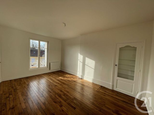 Appartement F2 &agrave; louer - 2 pi&egrave;ces - 65,80 m2 - Rambouillet - 78 - ILE-DE-FRANCE