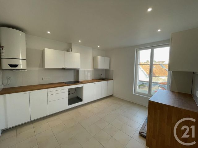 Appartement F2 &agrave; louer - 2 pi&egrave;ces - 65,80 m2 - Rambouillet - 78 - ILE-DE-FRANCE