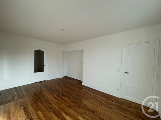 Appartement F2 &agrave; louer - 2 pi&egrave;ces - 65,80 m2 - Rambouillet - 78 - ILE-DE-FRANCE