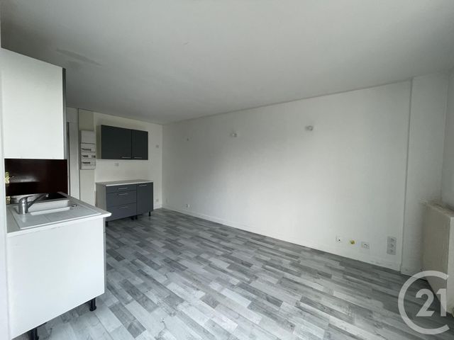 Appartement T1 &agrave; louer - 1 pi&egrave;ce - 26,45 m2 - Rochefort En Yvelines - 78 - ILE-DE-FRANCE