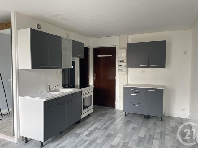 Appartement T1 &agrave; louer - 1 pi&egrave;ce - 26,45 m2 - Rochefort En Yvelines - 78 - ILE-DE-FRANCE