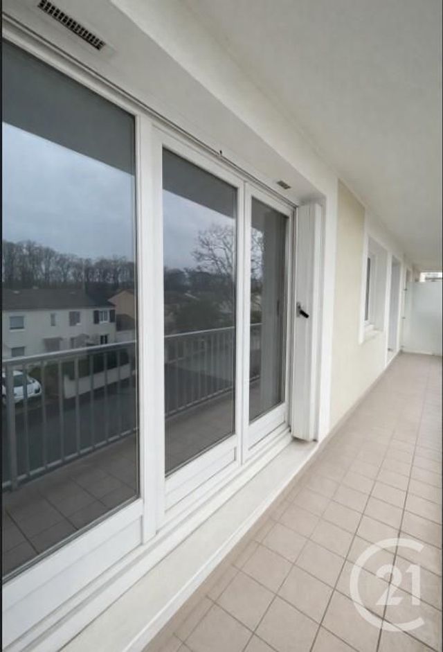 Appartement F4 &agrave; louer - 4 pi&egrave;ces - 97,58 m2 - Magny Les Hameaux - 78 - ILE-DE-FRANCE