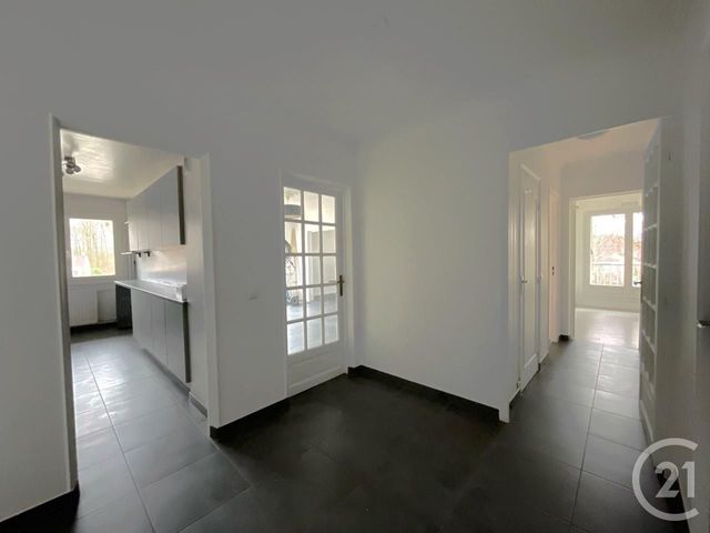 Appartement F4 &agrave; louer - 4 pi&egrave;ces - 97,58 m2 - Magny Les Hameaux - 78 - ILE-DE-FRANCE