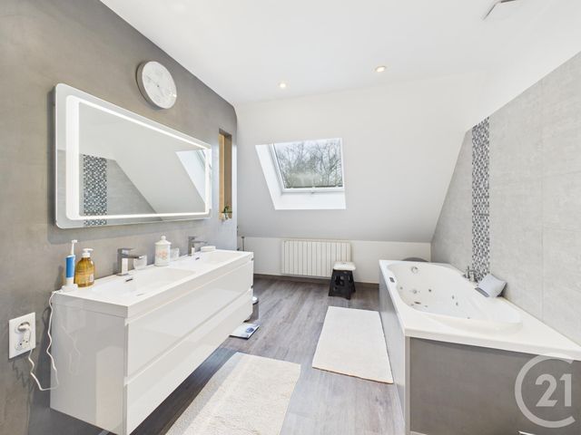 Maison &agrave; vendre - 8 pi&egrave;ces - 204 m2 - Rambouillet - 78 - ILE-DE-FRANCE