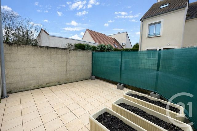 Maison &agrave; louer - 5 pi&egrave;ces - 88,36 m2 - Rambouillet - 78 - ILE-DE-FRANCE