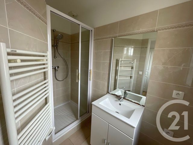 Maison &agrave; louer - 5 pi&egrave;ces - 88,36 m2 - Rambouillet - 78 - ILE-DE-FRANCE