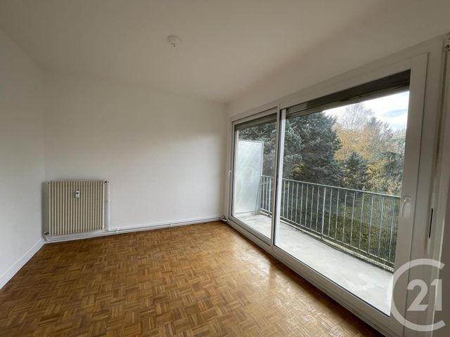 Appartement F1 &agrave; louer - 1 pi&egrave;ce - 31,30 m2 - Epernon - 28 - CENTRE