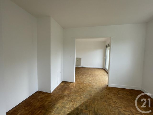 Appartement F1 &agrave; louer - 1 pi&egrave;ce - 31,30 m2 - Epernon - 28 - CENTRE