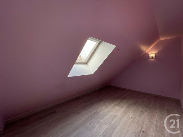 Maison &agrave; louer - 4 pi&egrave;ces - 81,25 m2 - Villiers Le Morhier - 28 - CENTRE