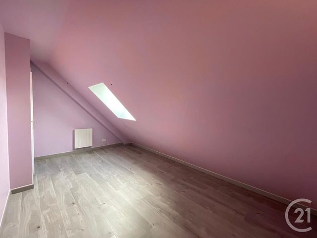 Maison &agrave; louer - 4 pi&egrave;ces - 81,25 m2 - Villiers Le Morhier - 28 - CENTRE