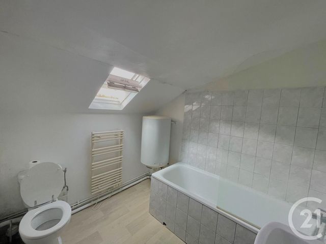 Appartement Duplex &agrave; louer - 2 pi&egrave;ces - 45,83 m2 - Rambouillet - 78 - ILE-DE-FRANCE