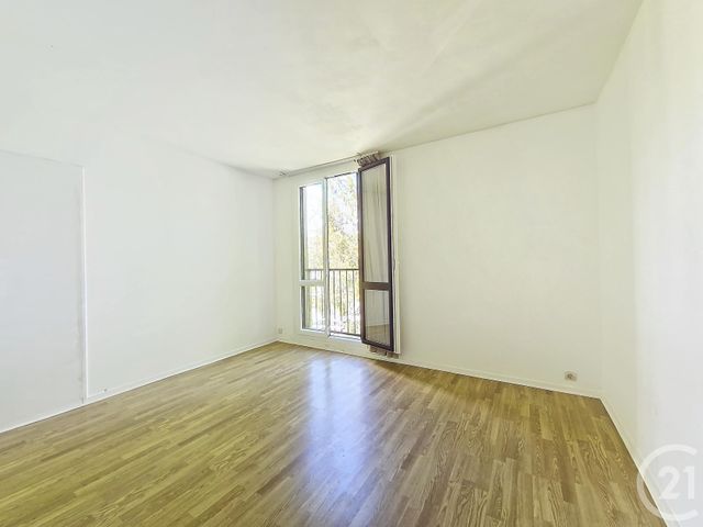 Appartement F5 &agrave; louer - 5 pi&egrave;ces - 96,40 m2 - Rambouillet - 78 - ILE-DE-FRANCE