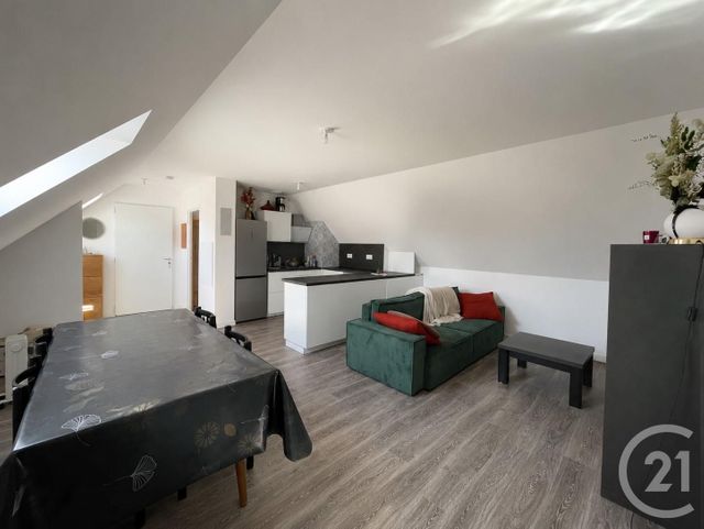 Appartement F2 &agrave; louer - 2 pi&egrave;ces - 42,30 m2 - Epernon - 28 - CENTRE