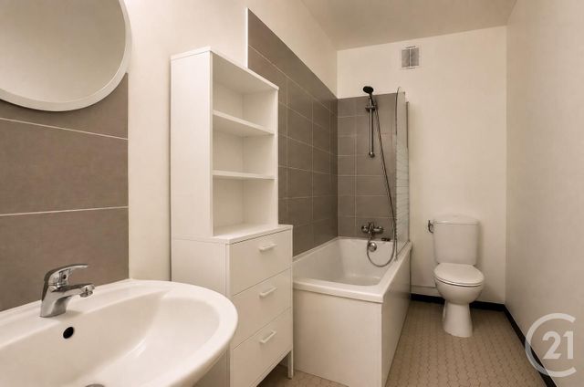 Appartement Studio &agrave; louer - 1 pi&egrave;ce - 31,65 m2 - Rambouillet - 78 - ILE-DE-FRANCE