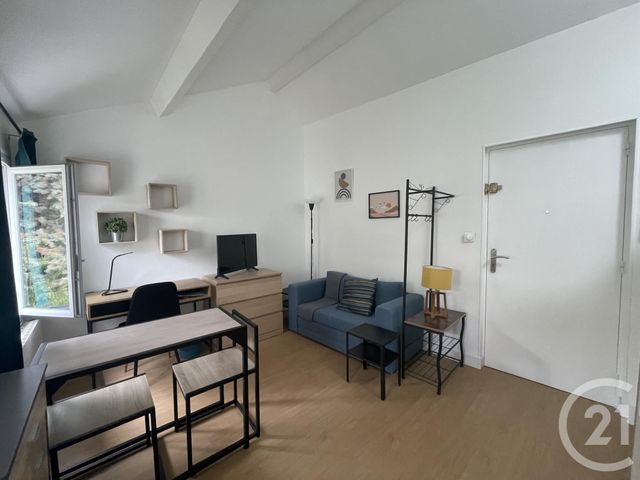 Appartement Studio &agrave; louer - 1 pi&egrave;ce - 30 m2 - Rambouillet - 78 - ILE-DE-FRANCE