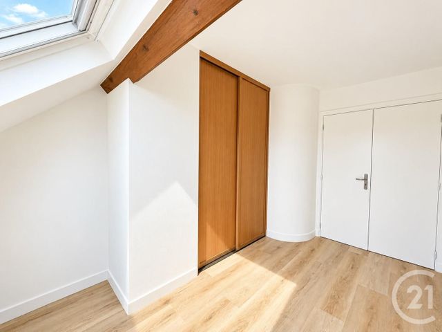 Appartement Duplex &agrave; louer - 3 pi&egrave;ces - 94,66 m2 - Rambouillet - 78 - ILE-DE-FRANCE