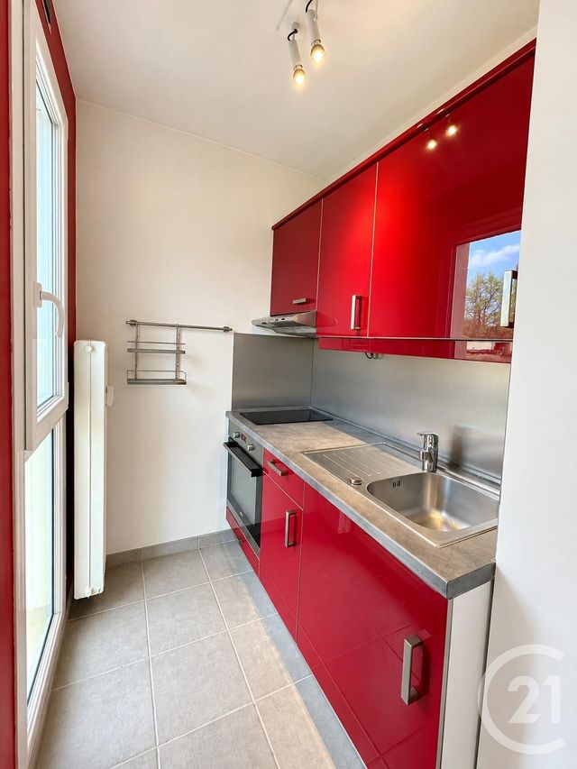 Appartement Studio &agrave; louer - 1 pi&egrave;ce - 26,03 m2 - Epernon - 28 - CENTRE
