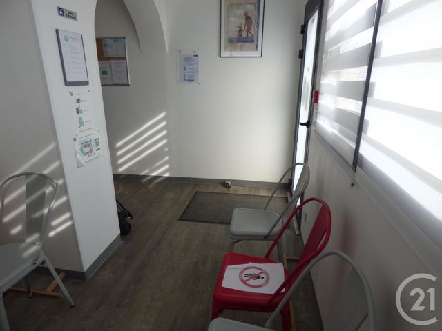 Bureaux à louer - 134.0 m2 - 83 - Var