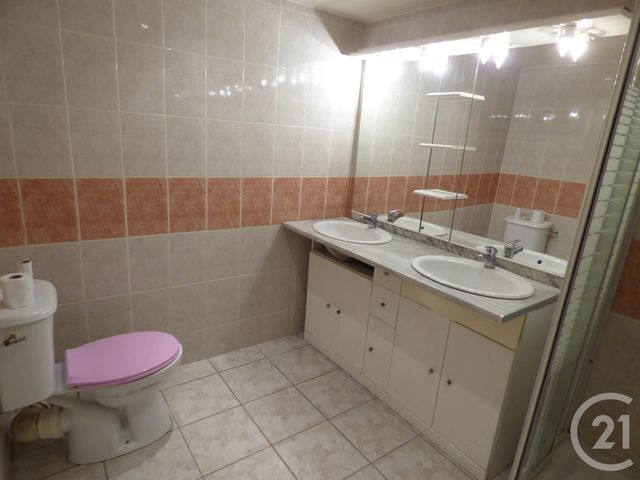 Maison &agrave; louer - 3 pi&egrave;ces - 50,59 m2 - Rougiers - 83 - PROVENCE-ALPES-COTE-D-AZUR