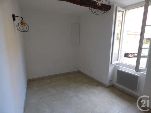 appartement - ST MAXIMIN LA STE BAUME - 83