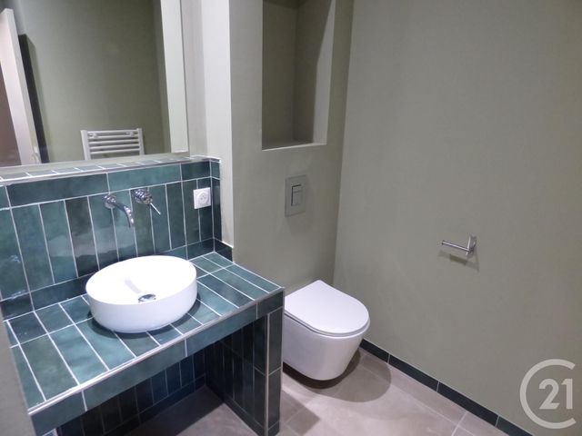 Maison &agrave; louer - 3 pi&egrave;ces - 76,83 m2 - St Maximin La Ste Baume - 83 - PROVENCE-ALPES-COTE-D-AZUR