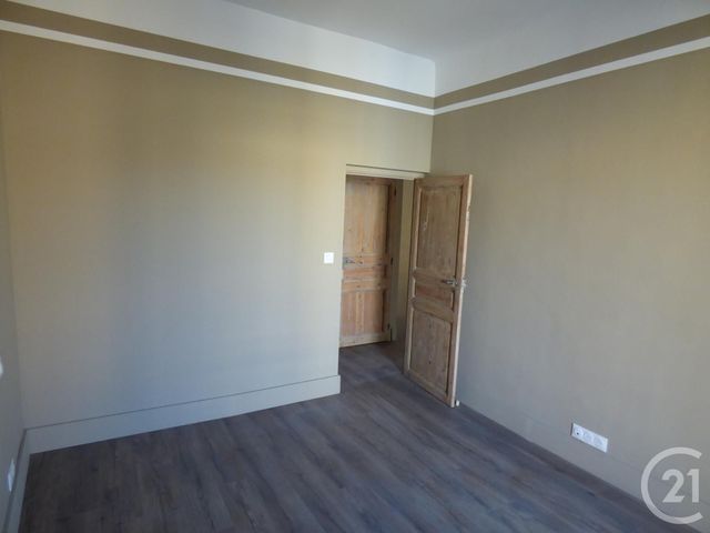 Maison &agrave; louer - 3 pi&egrave;ces - 76,83 m2 - St Maximin La Ste Baume - 83 - PROVENCE-ALPES-COTE-D-AZUR