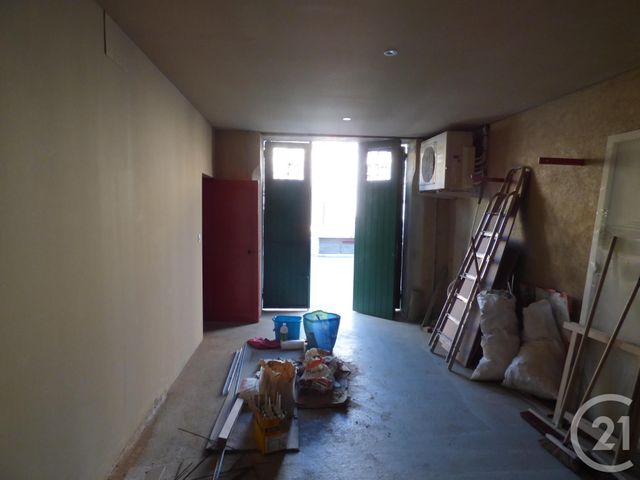 Maison &agrave; louer - 3 pi&egrave;ces - 76,83 m2 - St Maximin La Ste Baume - 83 - PROVENCE-ALPES-COTE-D-AZUR