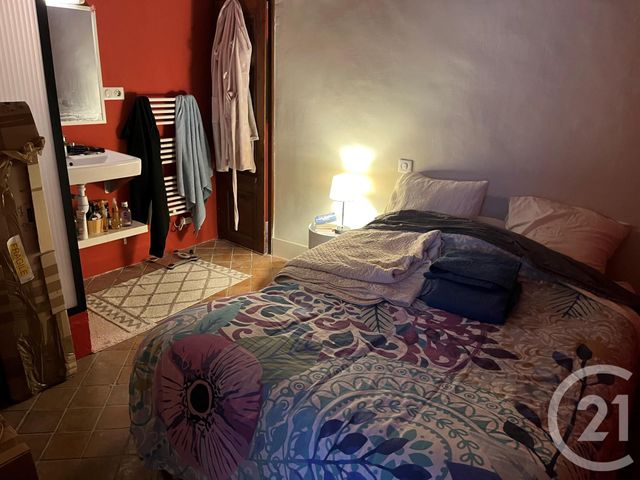 Appartement T2 &agrave; louer - 2 pi&egrave;ces - 44,65 m2 - St Maximin La Ste Baume - 83 - PROVENCE-ALPES-COTE-D-AZUR