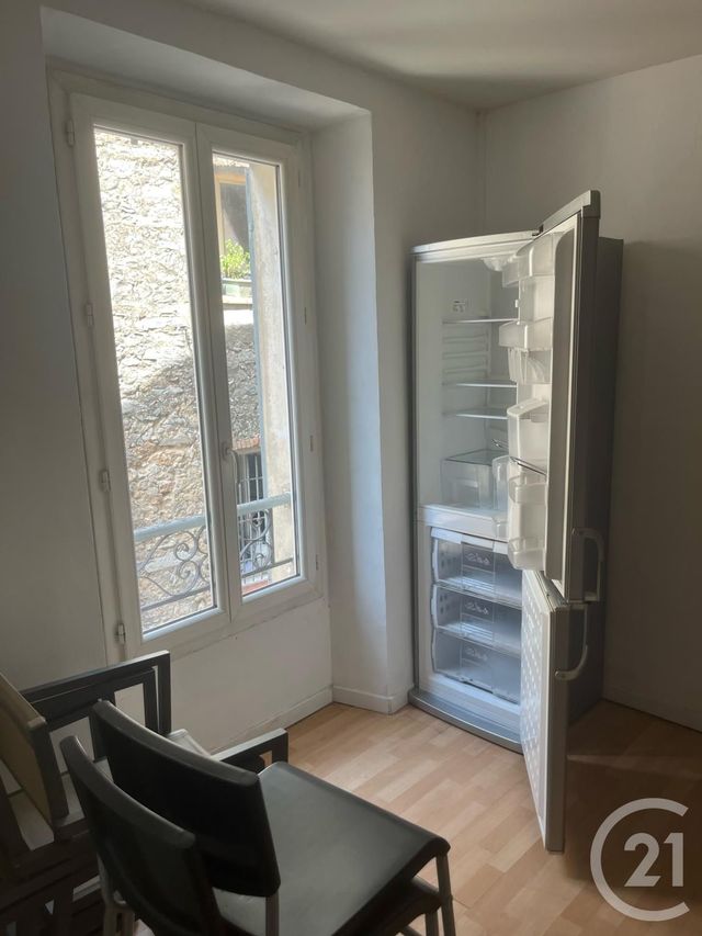 Appartement T3 &agrave; louer - 3 pi&egrave;ces - 83,52 m2 - Tourves - 83 - PROVENCE-ALPES-COTE-D-AZUR