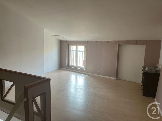 Appartement T3 &agrave; louer - 3 pi&egrave;ces - 83,52 m2 - Tourves - 83 - PROVENCE-ALPES-COTE-D-AZUR
