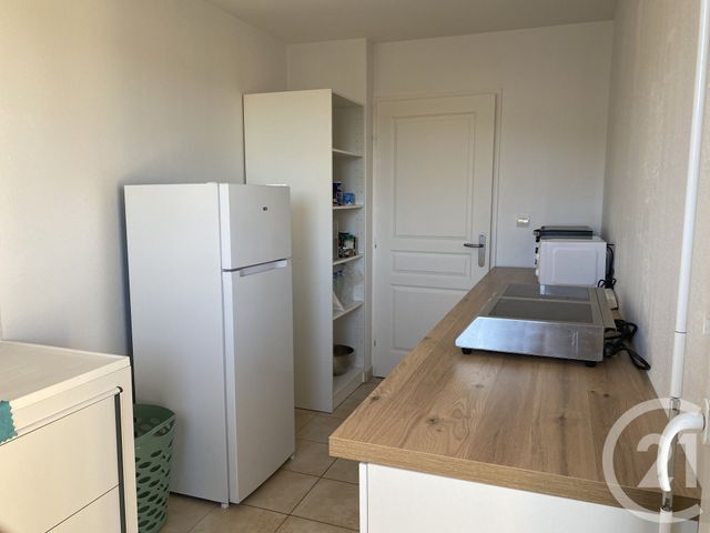 Appartement F3 à vendre - 3 pièces - 70 m2 - St Maximin La Ste Baume - 83 - PROVENCE-ALPES-COTE-D-AZUR