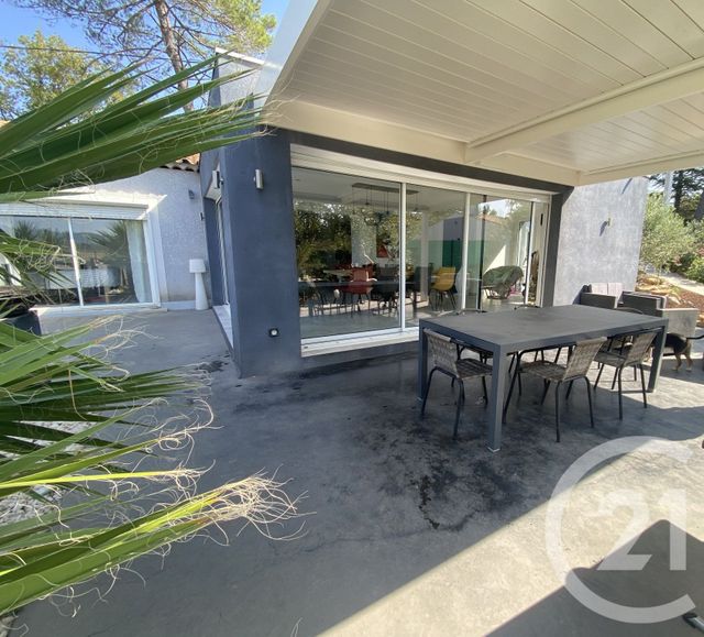 Maison à vendre - 5 pièces - 150 m2 - St Maximin La Ste Baume - 83 - PROVENCE-ALPES-COTE-D-AZUR