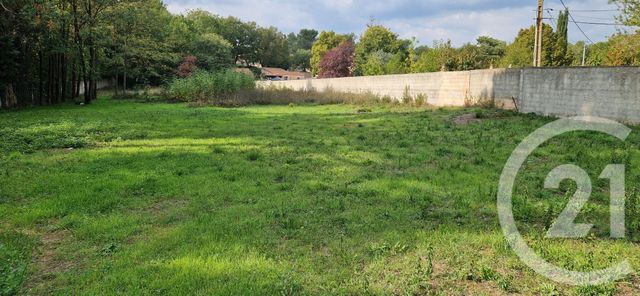 Terrain &agrave; vendre - 2568 m2 - St Maximin La Ste Baume - 83 - PROVENCE-ALPES-COTE-D-AZUR