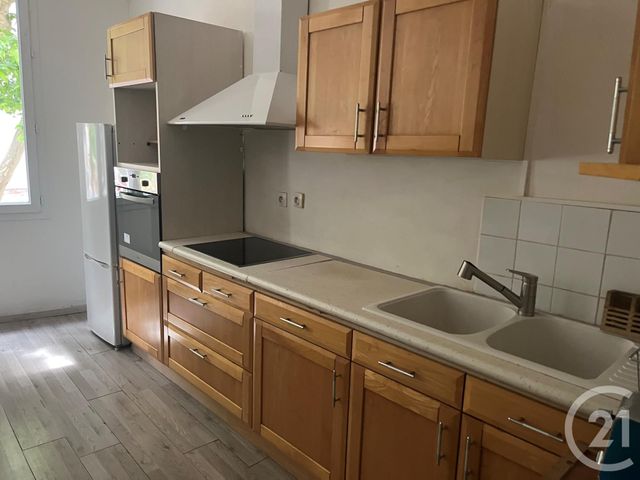 Appartement &agrave; louer - 2 pi&egrave;ces - 34,53 m2 - Le Val - 83 - PROVENCE-ALPES-COTE-D-AZUR