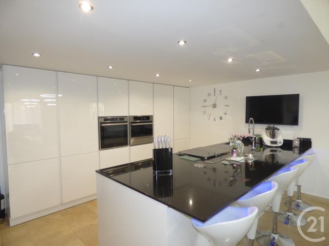 Maison &agrave; vendre - 6 pi&egrave;ces - 226,45 m2 - St Maximin La Ste Baume - 83 - PROVENCE-ALPES-COTE-D-AZUR