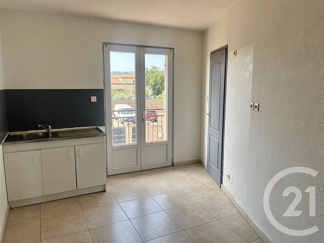 Appartement &agrave; vendre - 3 pi&egrave;ces - 67,05 m2 - St Maximin La Ste Baume - 83 - PROVENCE-ALPES-COTE-D-AZUR