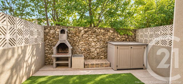 Maison 3 pièces 61 m² · à Saint-Maximin-la-Sainte-Baume · 61,3 m² · 230 000 €