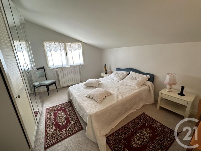 Maison à vendre - 7 pièces - 150 m2 - Saujon - 17 - POITOU-CHARENTES